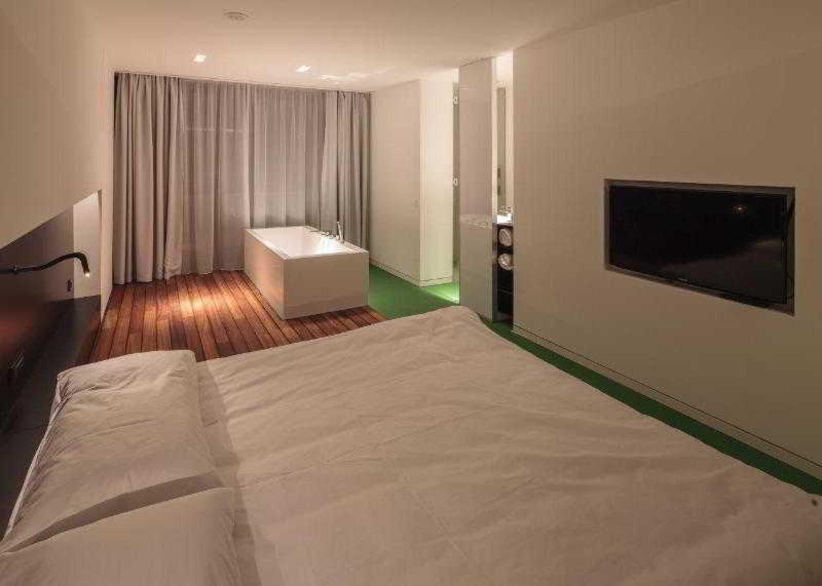 Hotel Privo Târgu-Mureş Eksteriør bilde