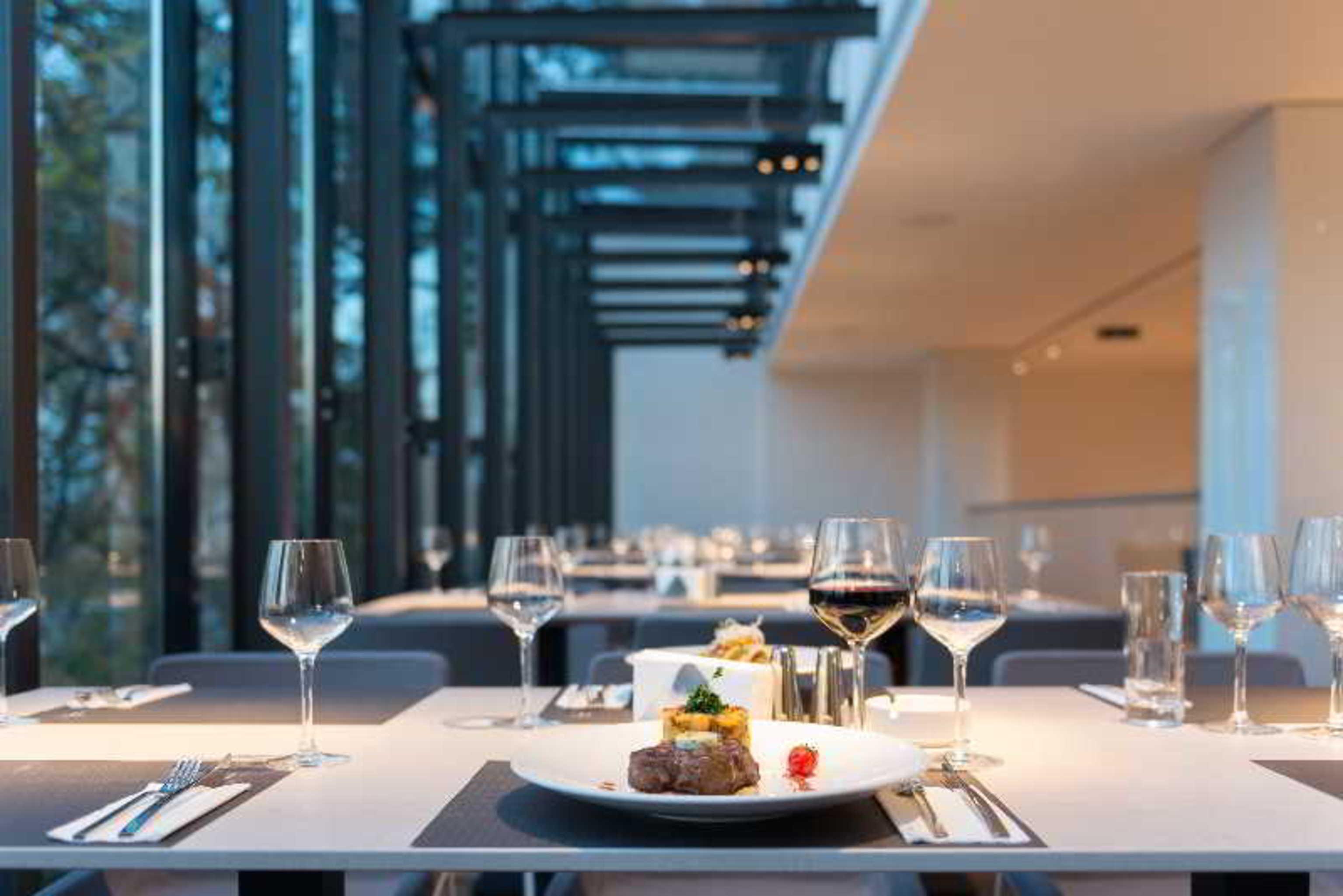 Hotel Privo Târgu-Mureş Eksteriør bilde