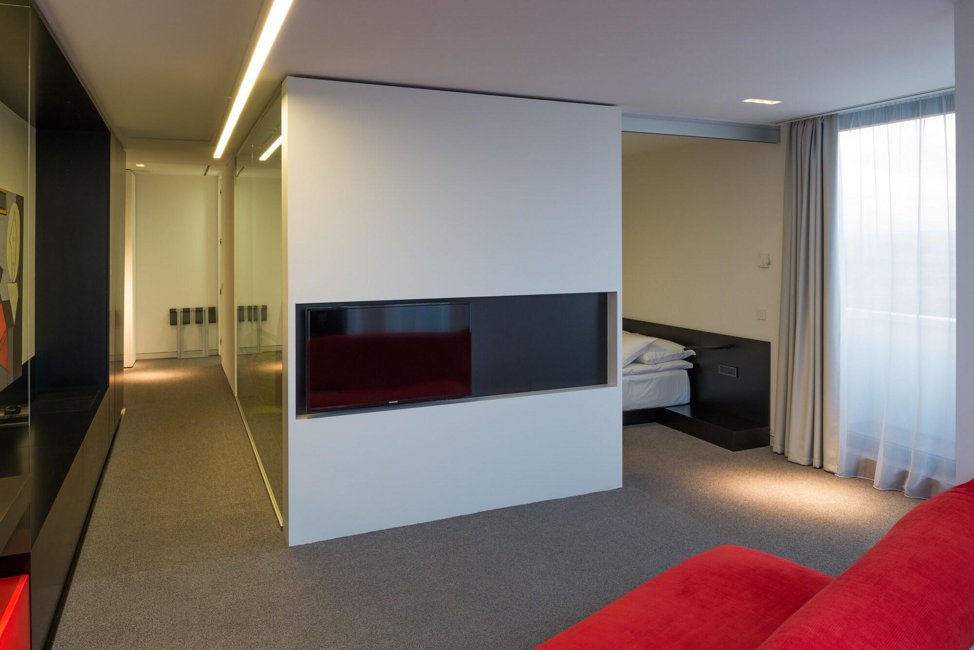 Hotel Privo Târgu-Mureş Eksteriør bilde