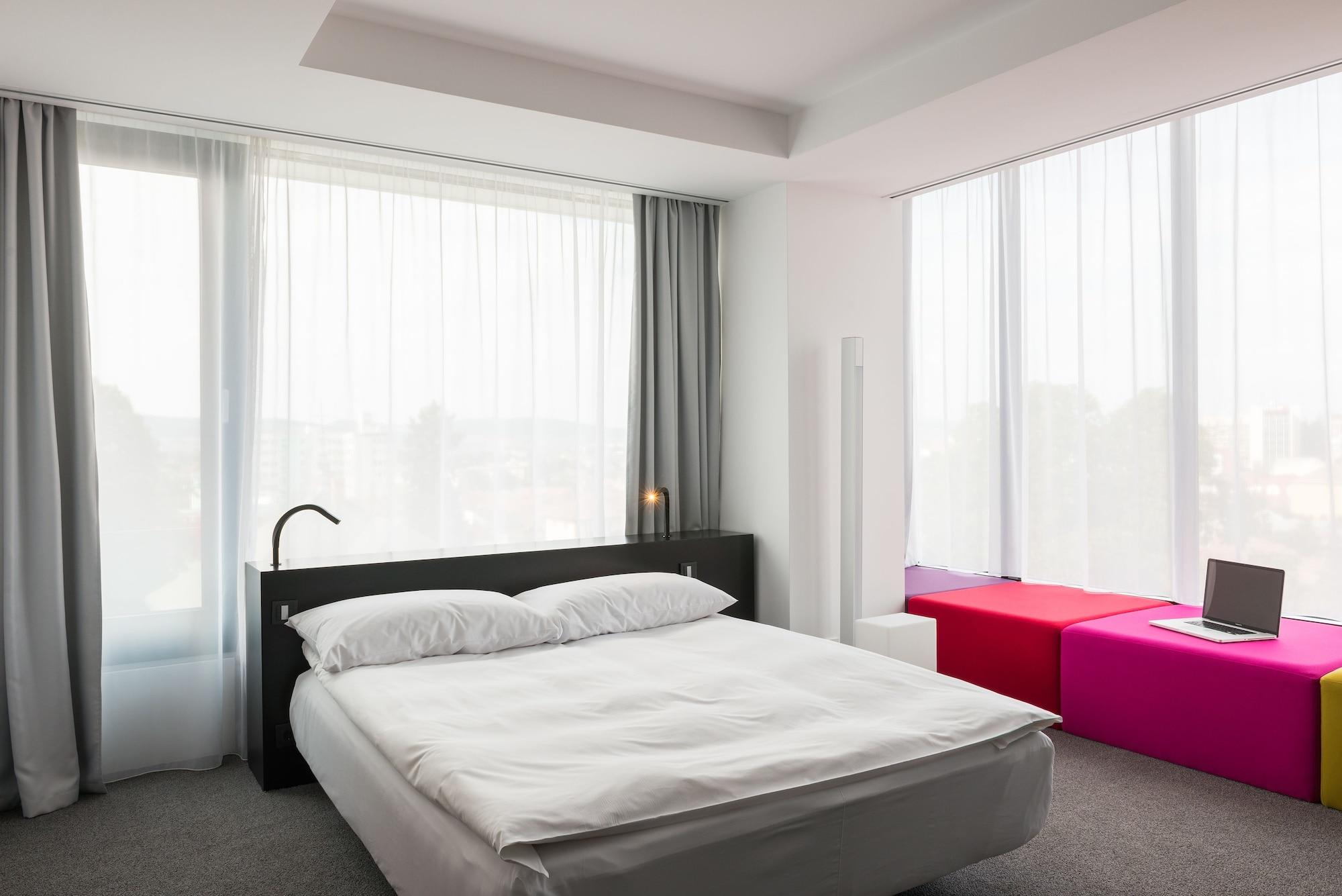 Hotel Privo Târgu-Mureş Eksteriør bilde
