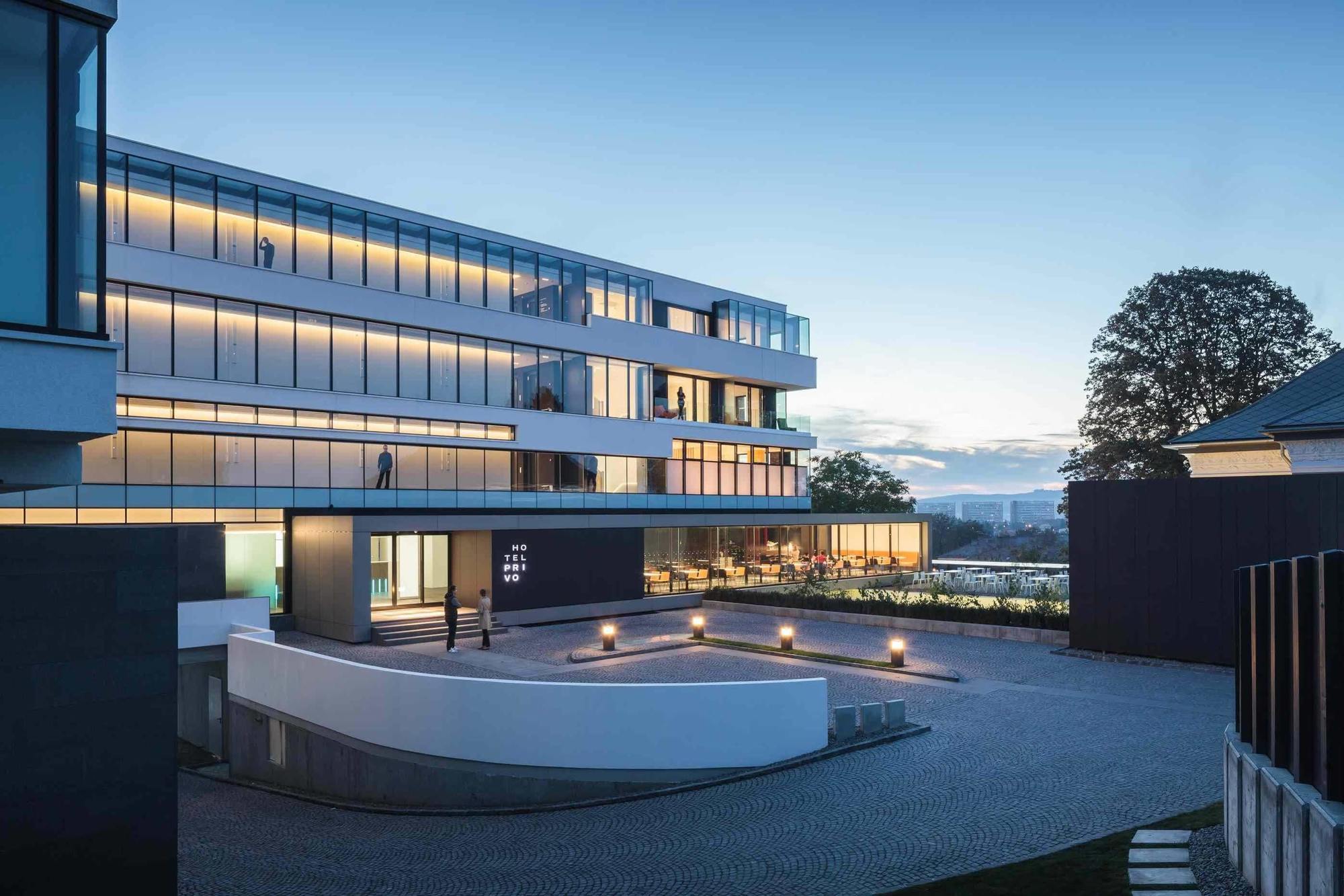 Hotel Privo Târgu-Mureş Eksteriør bilde